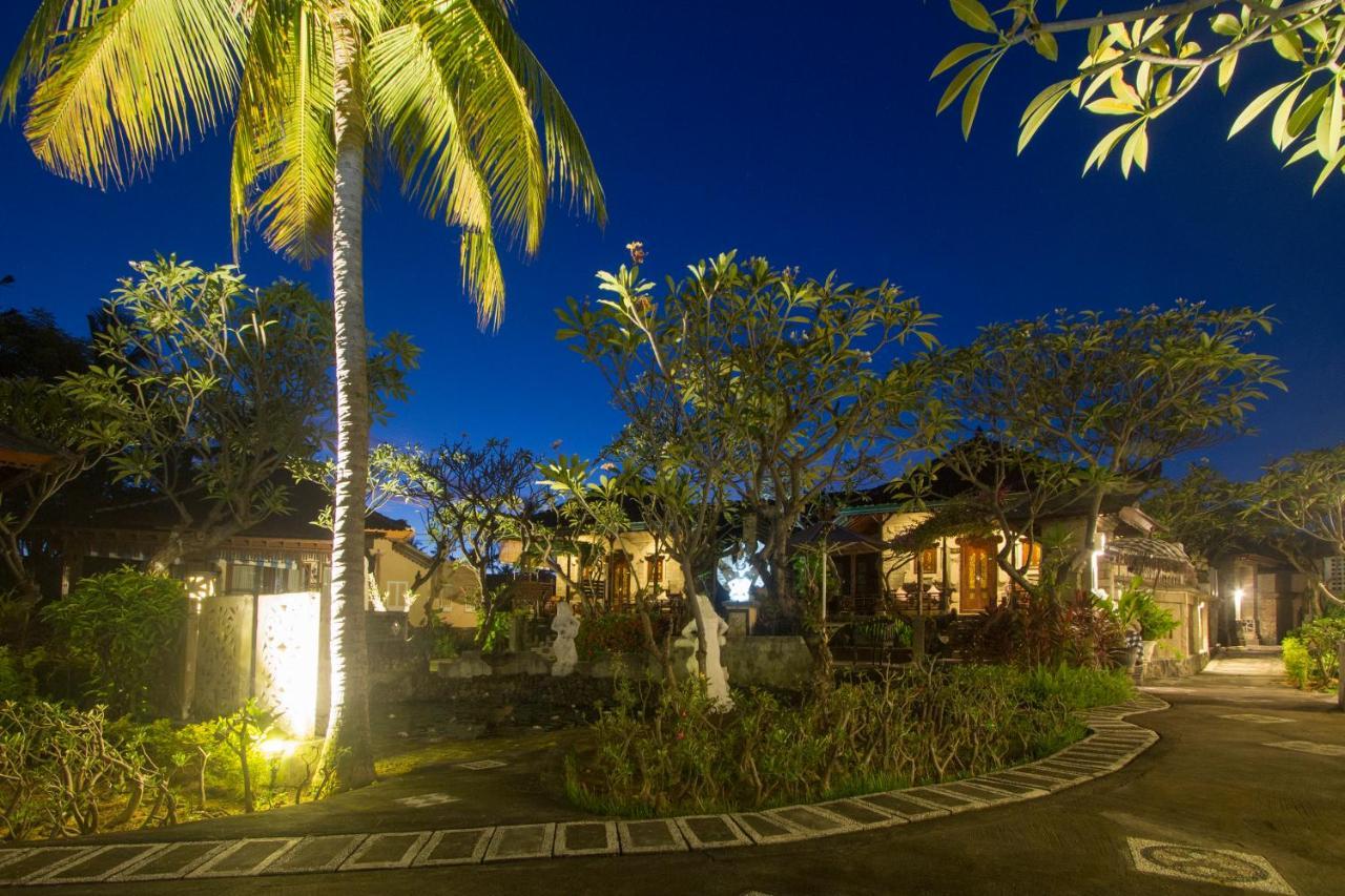 Bali Taman Beach Resort & Spa Lovina Pabean Buleleng Eksteriør bilde